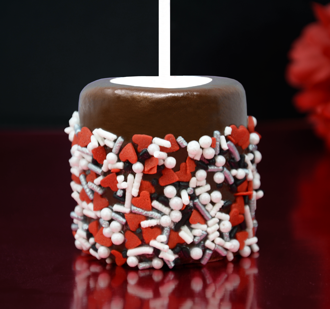 Queen of Hearts Confetti Mix 2.6oz Bottle
